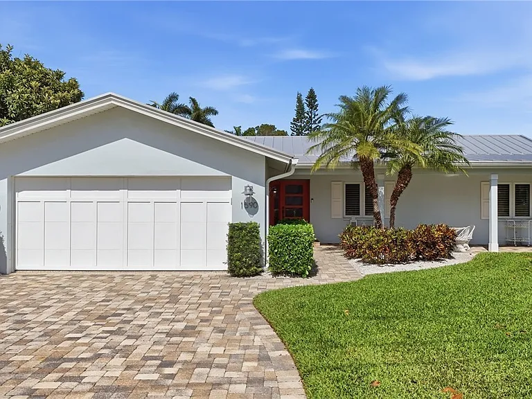 1590 Sandpiper St — Photo 2