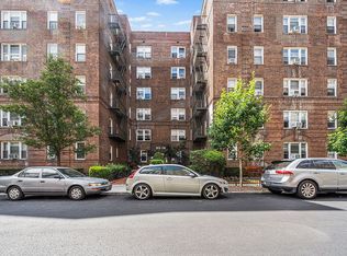 65-74 Saunders St APT 1F, Rego Park, NY 11374