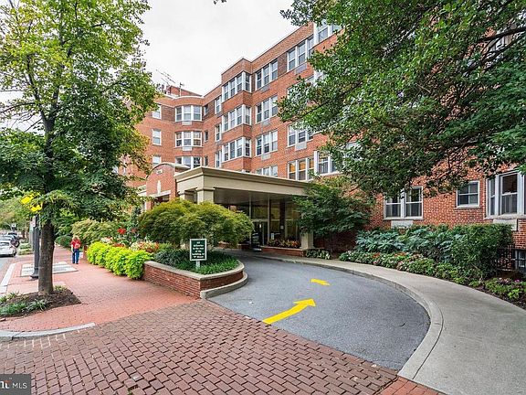 2nd image of 2500 Q St NW APT 130