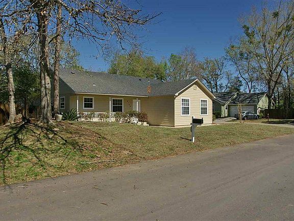 2nd image of 4178 Laurel Oak Cir