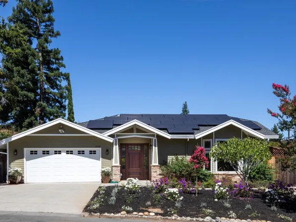 1220 Sandalwood Ln, Los Altos, CA 94024