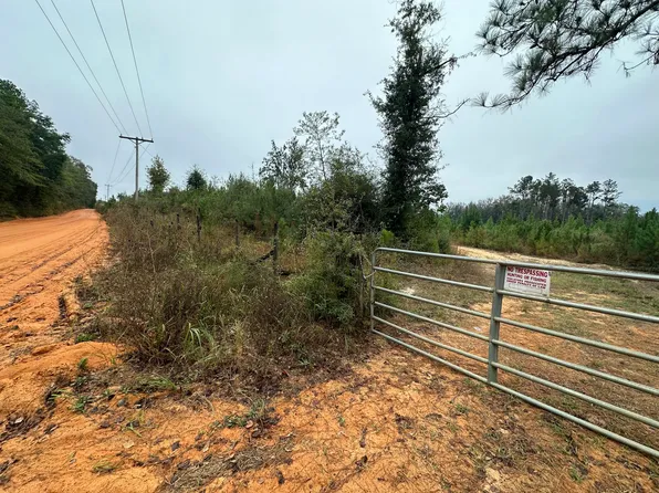 B D1 & D2 Millside Rd, Laurel Hill, FL 32567