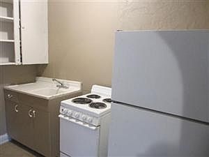 1st image of 3428 E 9th St APT 8