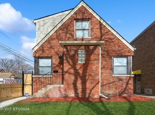 548 E 104th St, Chicago, IL 60628