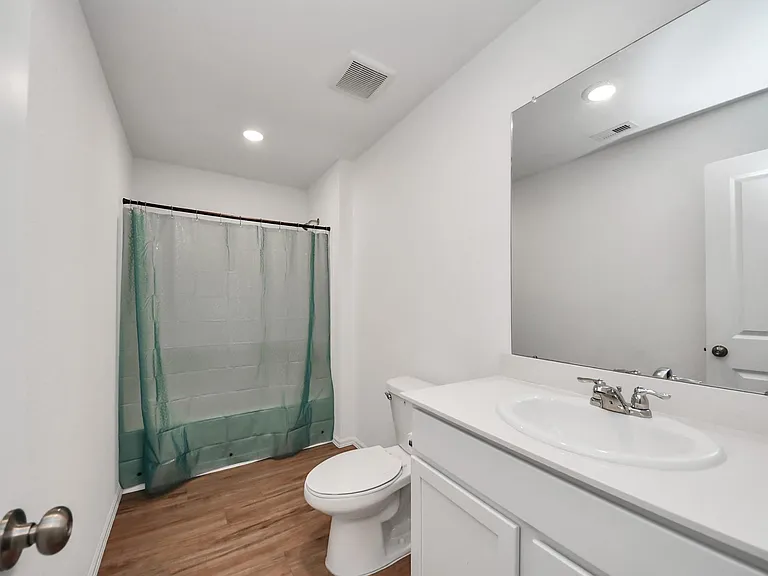 9206 Burnet Fields Dr — Photo 28