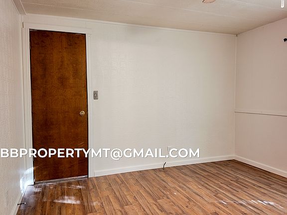 4th image of 2022 Hickory Dr Trlr 5