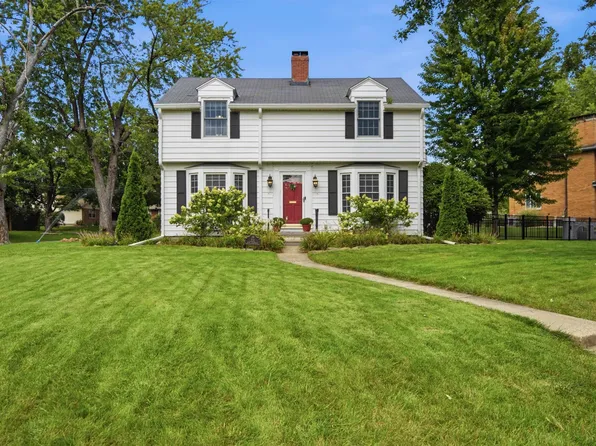 231 W Ridgemont Rd, Peoria, IL 61614