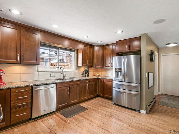 3rd image of 7124 E Ohio Dr