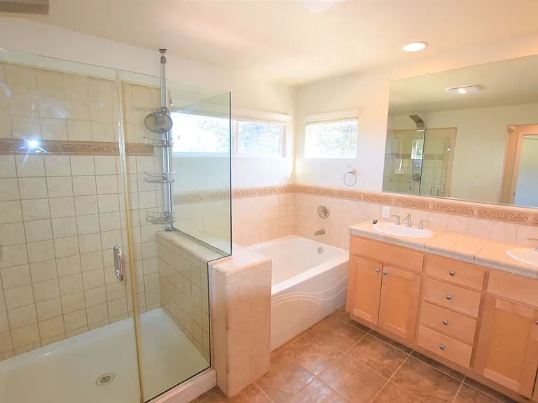 118 Smith Ranch Ct — Photo 11