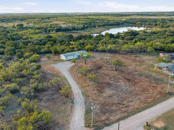 611 Austin St, Cisco, TX 76437