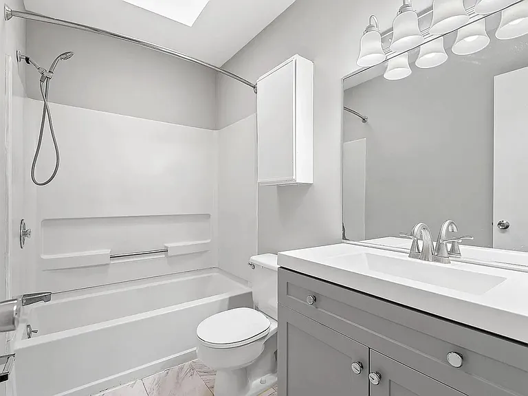 230 Finley Forest Dr — Photo 10