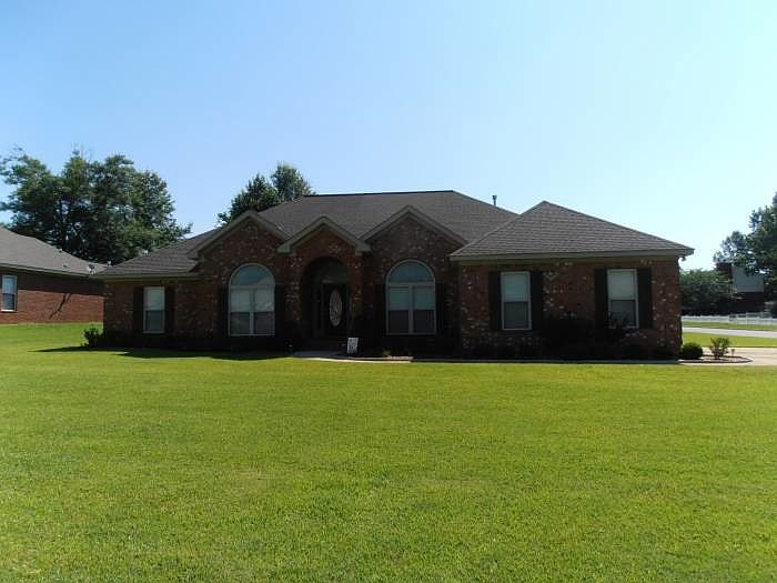 1st image of 556 Browning Dr