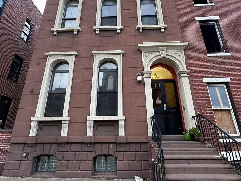 1517 W Girard Ave #B