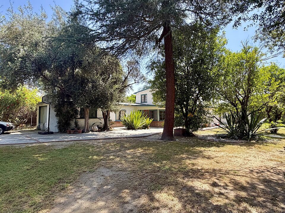 2nd image of 13542 Erwin St