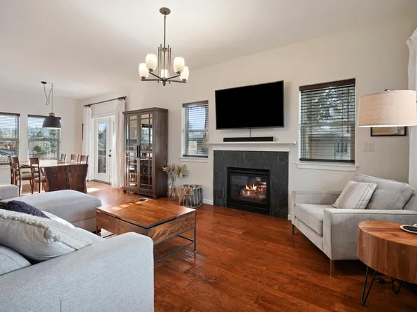 662 NW Mount Washington Dr, Bend, OR 97703