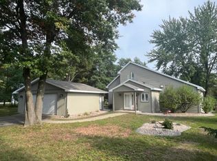 987 Wellington Ct, Nekoosa, WI 54457