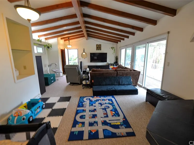 34356 Calle Naranja — Photo 33