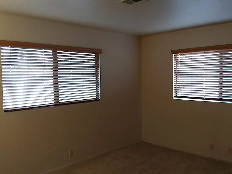 401 Hillview St #A — Photo 8