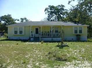 501 Redberry Rd, Seguin, TX 78155