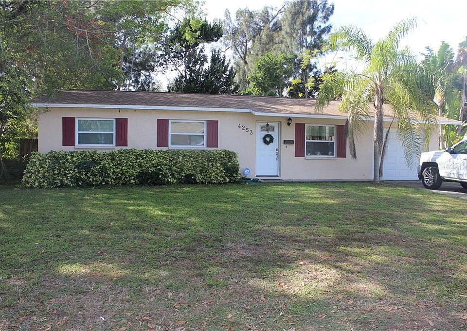 1st image of 4253 Tarpon Dr SE