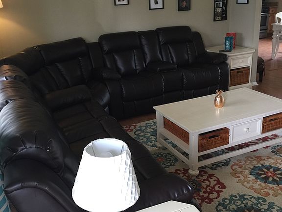 Family rm cathedral  ceiling