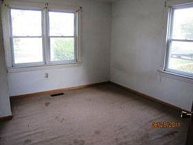 5th image of 2209 Staunton Ave