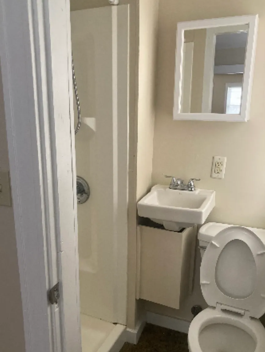 2 bed, 900 sqft, $2,800 — Photo 3
