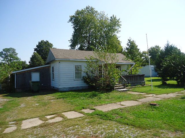 1st image of 308 N 7th St