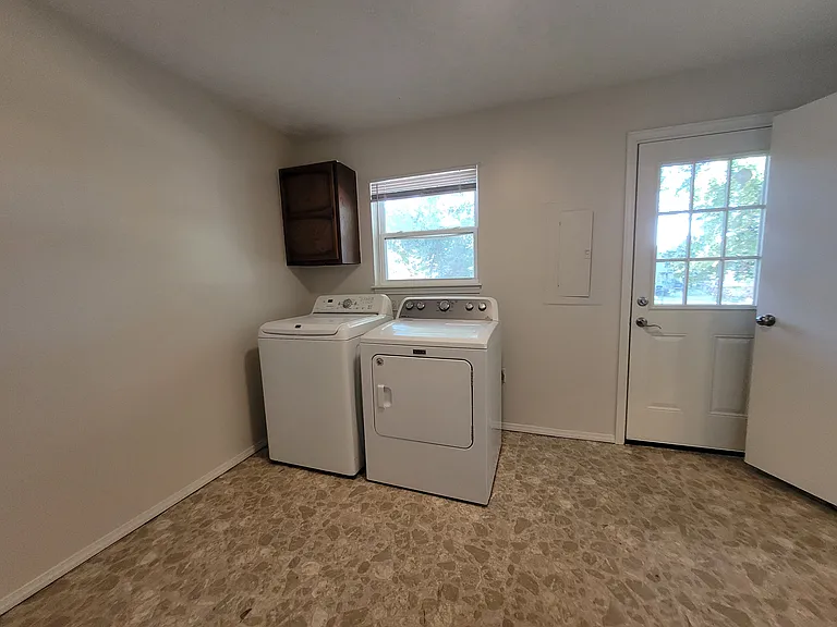 1203 Garner Ave — Photo 20