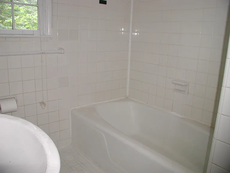 4179 Shawnee Ln NE — Photo 12
