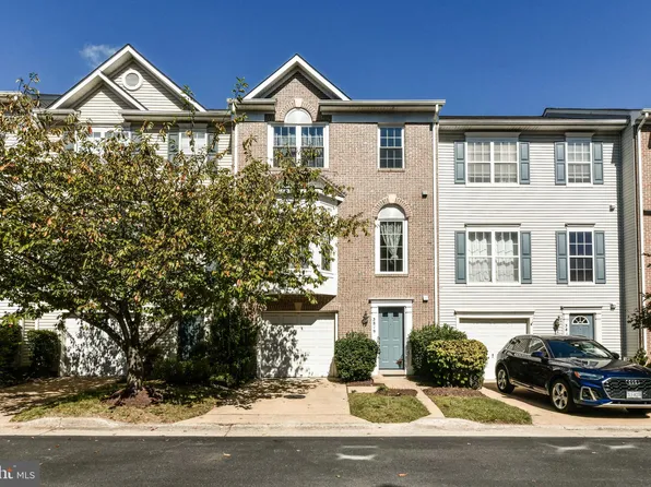 3819 Dominion Mill Dr, Alexandria, VA 22304