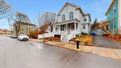 14 Holbrook St #1 Photo 1