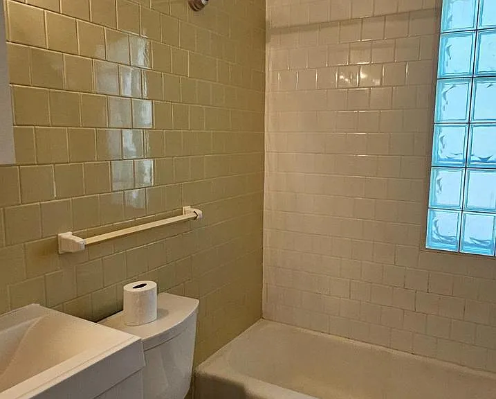 204 E Whitlock Ave — Photo 11