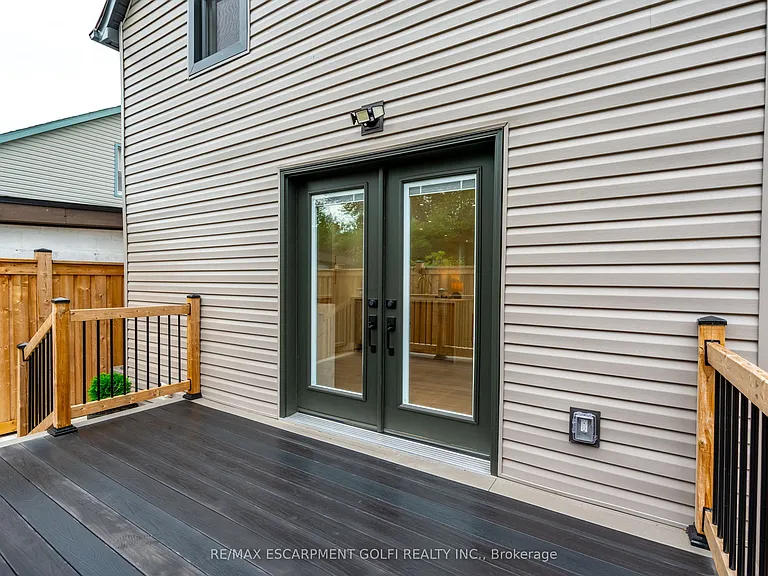4471 1st Ave — Photo 29
