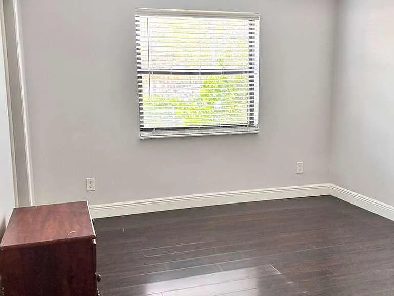 9024 Apache Blvd #A — Photo 21