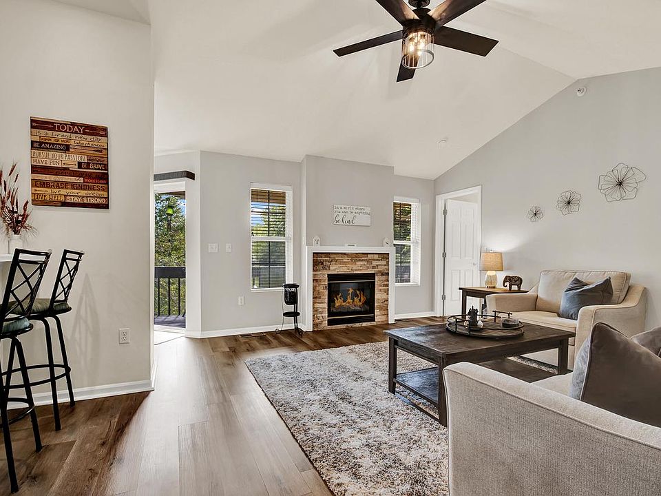 1st image of 9056 West Elm COURT #E