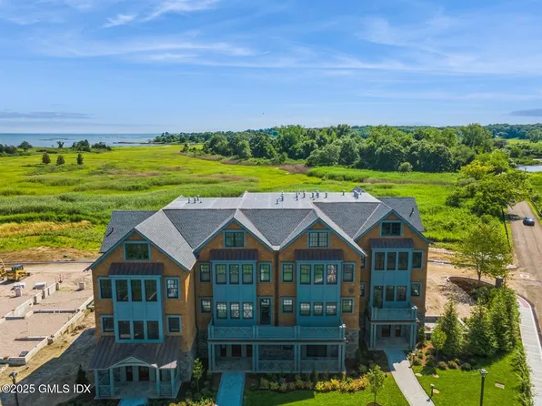 405 Whitfield St #1A, Guilford, CT 06437