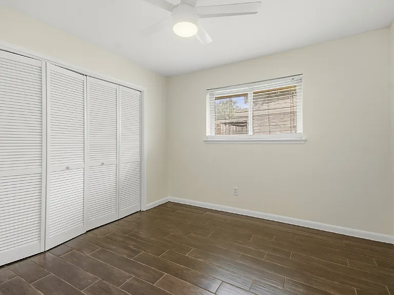 830 Seacliff Dr — Photo 11