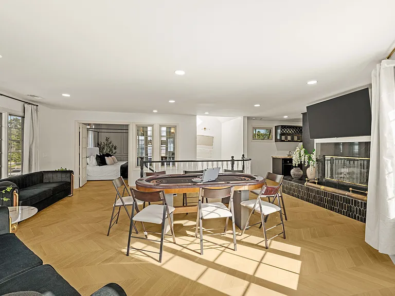8001 Alverstone Ave — Photo 70