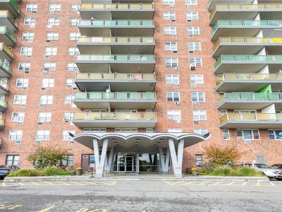 1841 Central Park Avenue #6E, Yonkers, NY, 10710