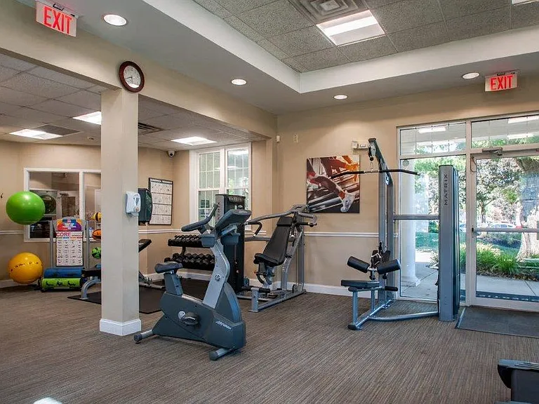 Chesterfield Apartment Homes — Photo 14