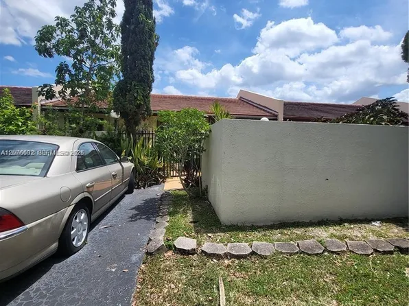 5834 SW 144th Circle Pl #1, Miami, FL 33183