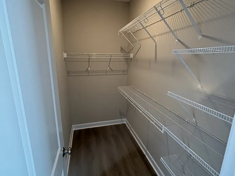 103 Godwin Dr — Photo 8