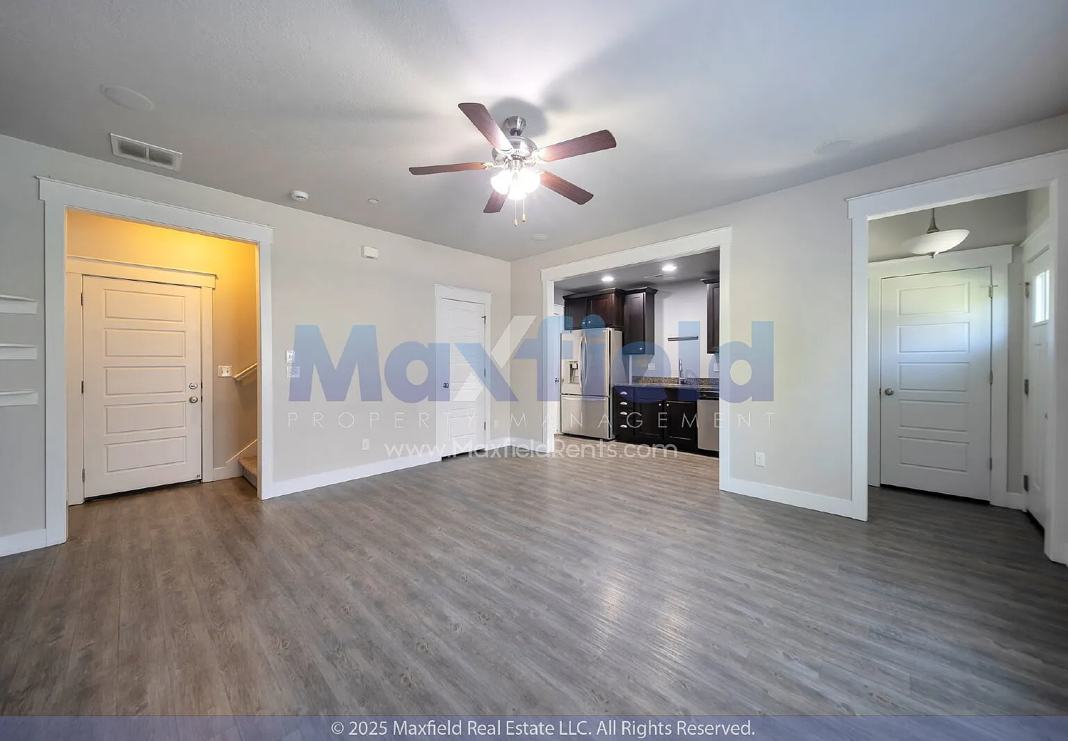3 bed, 2.0 bath, 1428 sqft, $1,900 — Photo 3