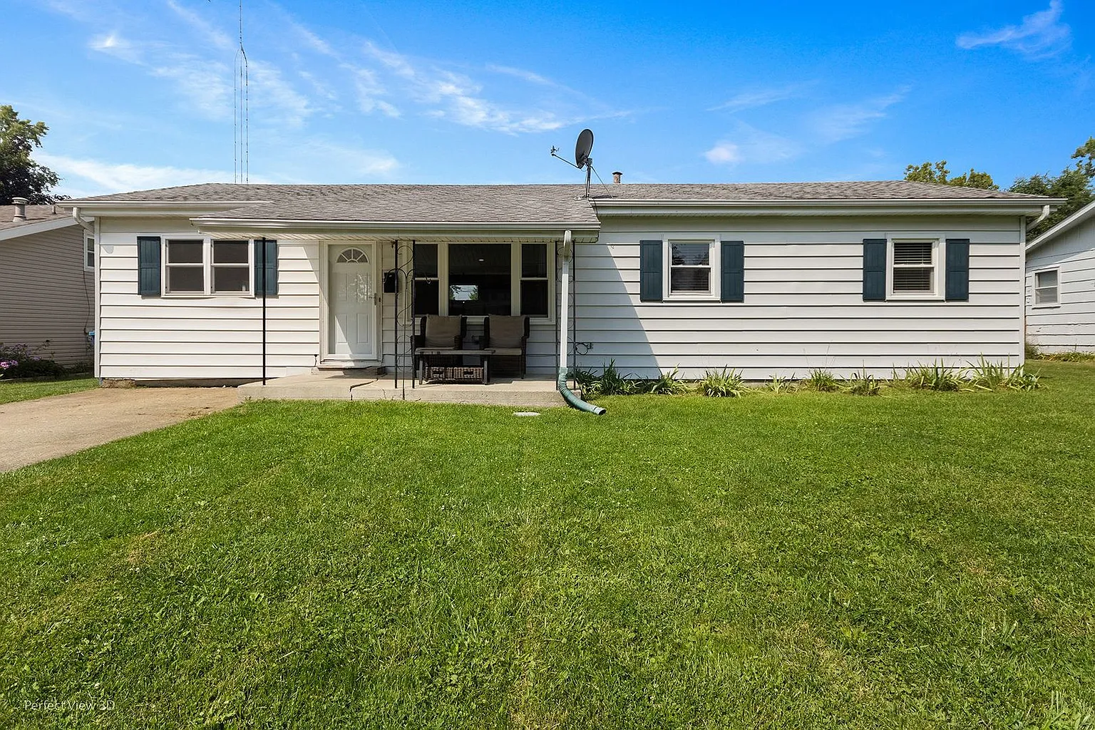 213 Hickory Ln photo 1
