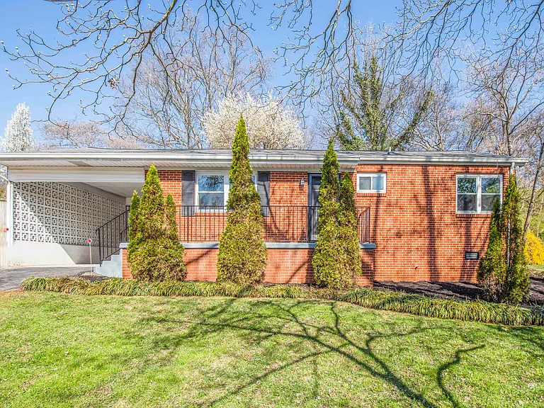 3253 Buffat Mill Rd — Photo 1