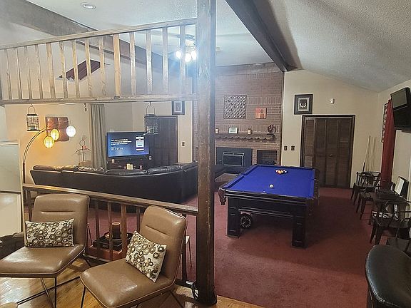 2nd image of 912 Cane Lake Dr