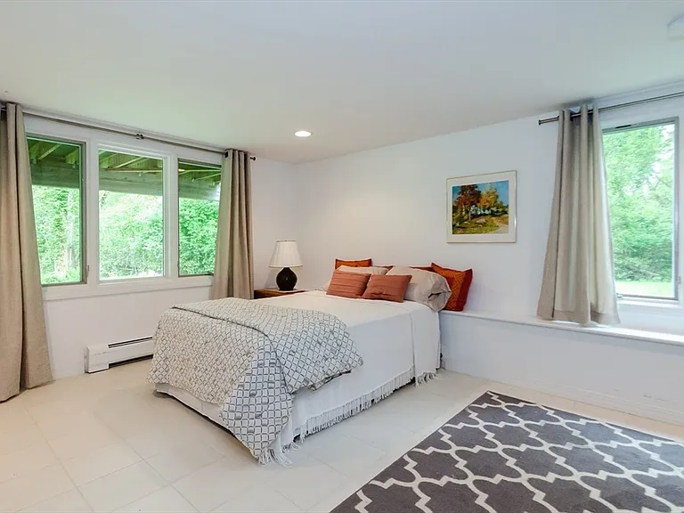 3 Nonquitt Ave — Photo 13