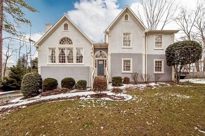 1st image of 503 E Leslie Ct