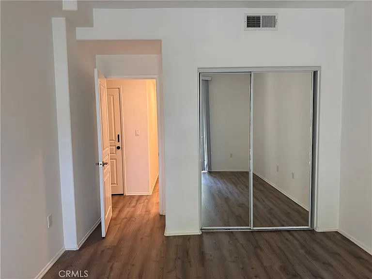 2250 Watermarke Pl — Photo 19